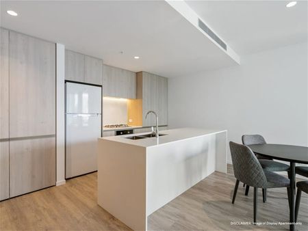 604/36 Lambert Street, Kangaroo Point QLD 4169 - Apartment For Rent | Domain - Photo 5