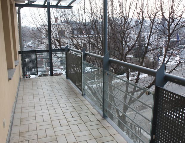 Wohnen in Plauen – 2 Balkone! - Photo 1