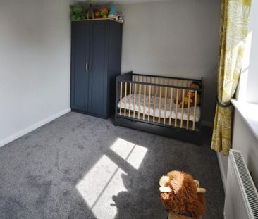 2 bedroom semi-detached house to rent - Photo 5