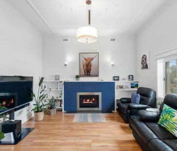 Charming 3-Bedroom Home in a Convenient Inner-City Location - Photo 1