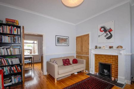 2 bedroom terraced house to rent - Photo 2