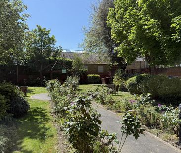 1 bedroom property to rent - Photo 5