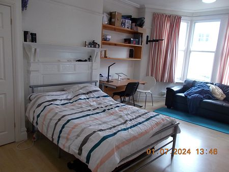 Student Properties to Let - Photo 5