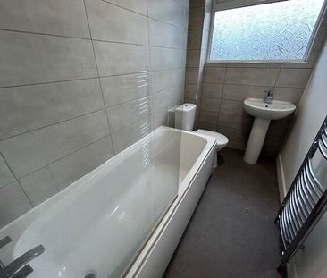 Ullswater Close, Hambleton, FY6 9EE - Photo 3