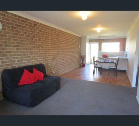 2/19 Mary Street, Caboolture, Qld 4510 - Photo 3