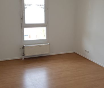 Location Appartement 3 pièces 68m² - Photo 6