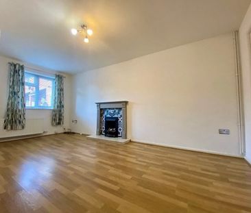 Sandpiper Close, Worcester, WR5 - Photo 1