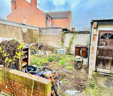 74 Leicester Street, Whitmore Reans, WV6 0PS - Photo 1