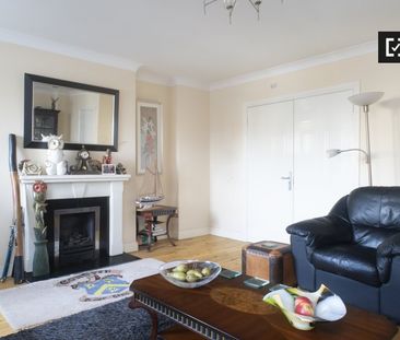 Room for rent in cosy 2-bedroom house in Citywest - Photo 4