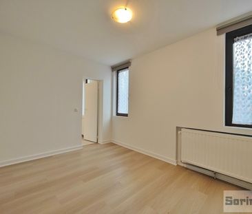 Rez-de-chaussée - à louer - Foto 3