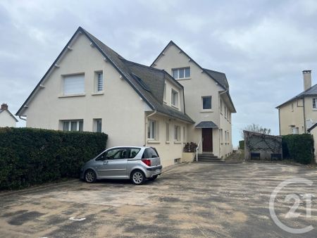 Location Appartement 3 pièces 80m² JULLOUVILLE 50610 - Photo 5