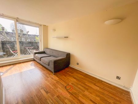 Burlington Close, Maida Vale, London, W9 - Photo 2
