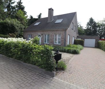 Eengezinswoning met 3 slaapkamers en tuin op een centrale ligging in Hoogstraten. - Photo 4