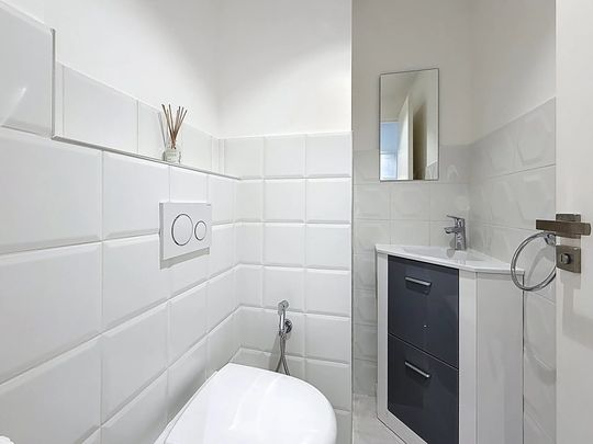 Superbe appartement de 4 pièces rénové avec vue mer - Photo 1