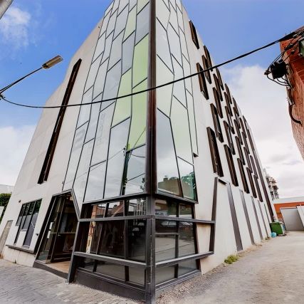 Large Studio - Photo 1