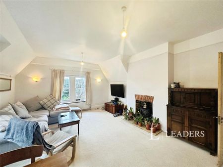 3 bedroom flat to rent - Photo 5