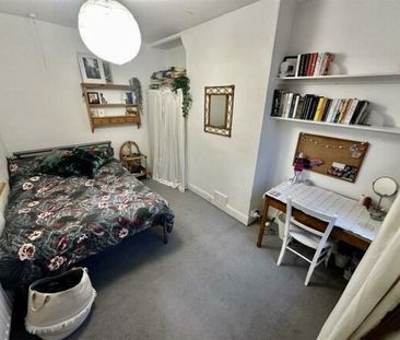 4 bedroom terraced house to rent - Photo 4