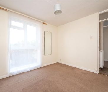 2 bedroom maisonette to rent - Photo 5
