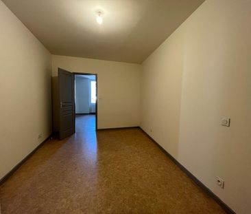 Location Appartement 2 pièces 38m² ST RAMBERT D ALBON 26140 - Photo 4