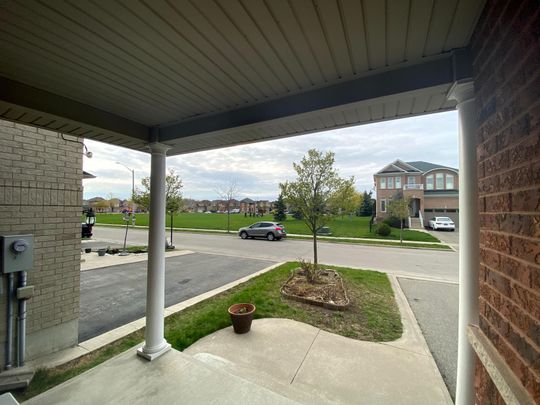 For Lease - 9 Putnam Drive Unit# Upper, Brampton, Ontario - Photo 1