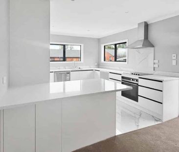 2 BED ACACIA BAY FIXED TERM - Photo 1