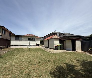 6 BLACKALL STREET, Revesby NSW 2212 - House For Rent | Domain - Photo 6
