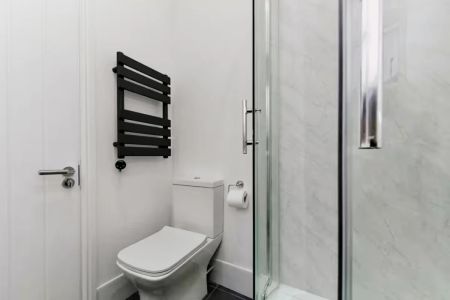 Studio 2 - Photo 4
