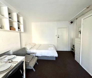 Sussex Gardens, Paddington, London, W2 - Photo 2