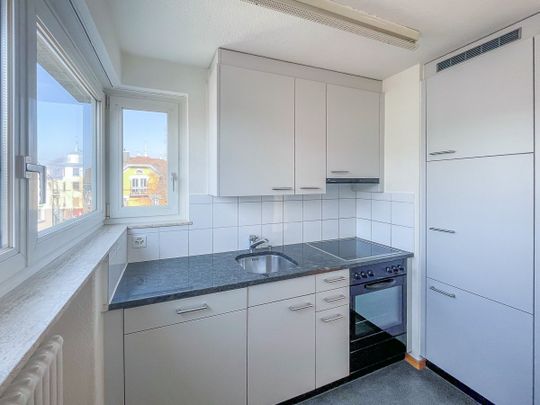 Stillvolle 3.5-Zi. Wohnung an urbaner Lage - Foto 1