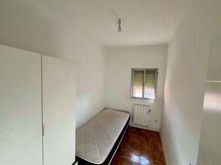 V.C. Puente de Vallecas - A3, Madrid, Community of Madrid 28038 - Photo 5