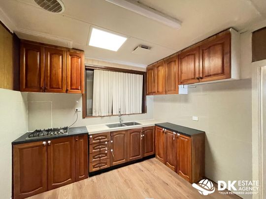 Located in the Heart of Braybrook, - Photo 1