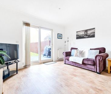 2 bedroom terraced house to rent - Photo 2