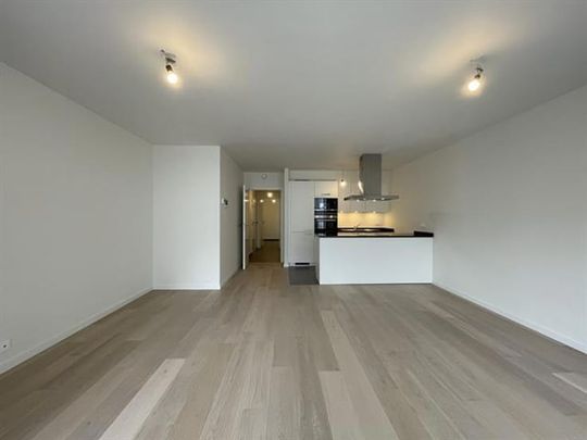 Appartement te huur - Photo 1