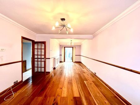 4 bedroom semi-detached house to rent - Photo 3