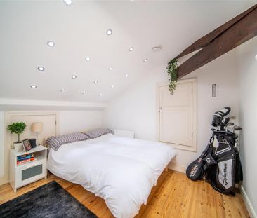 3 bedroom end of terrace house to rent - Photo 4