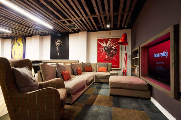 Ultimate Vita - Photo 1