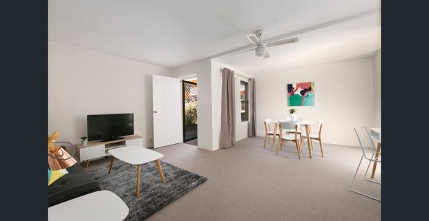 Ground Floor Unit - Photo 1