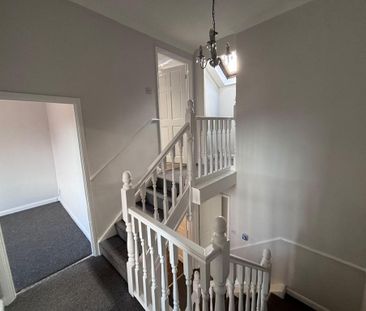 2 bedroom terraced house to rent - Photo 4