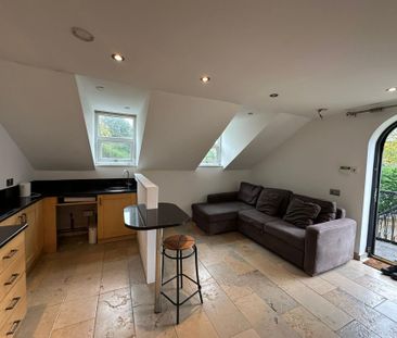 Monton Road, Salford - Photo 1