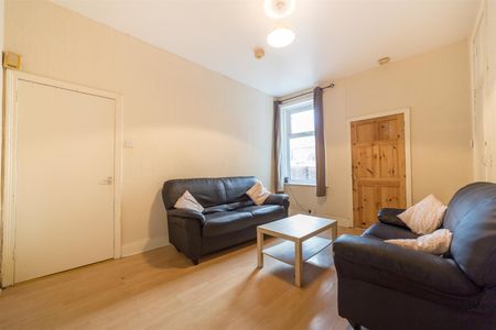 2 bed flat to rent in Simonside Terrace, Heaton, NE6 - Photo 2