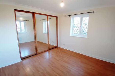 Sixpenny Handley, SP5 - Photo 5