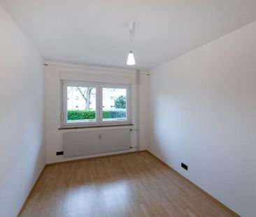 Top gepflegt mit Loggia! 3-Zi.-Mietwohnung in Sennestadt - Photo 3