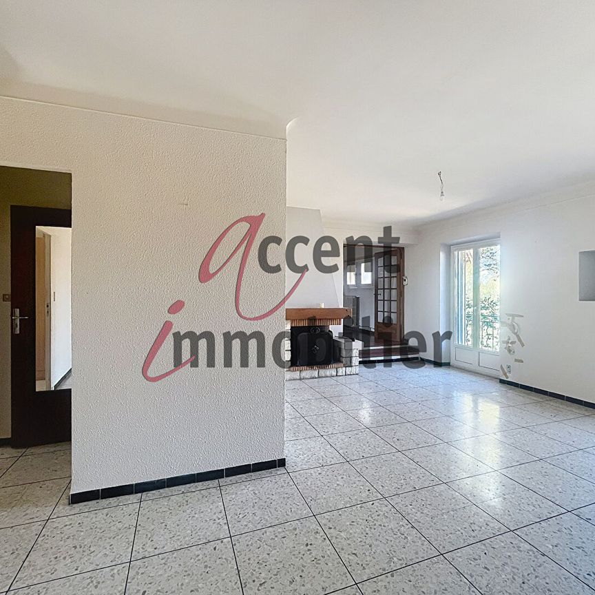 Appartement T4 avec jardin et piscine, - Photo 1