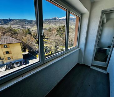 CENTRAL AND ENTIÈREMENT RÉNOVÉ - Photo 1