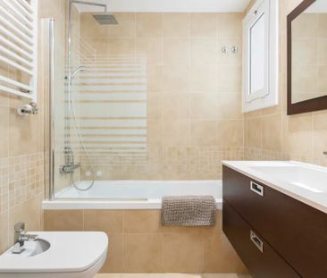 Carrer de Nicaragua, Barcelona, Catalonia 08029 - Photo 3