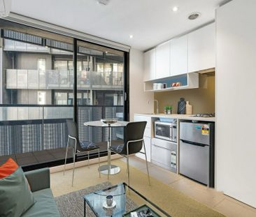 Modern Studio Apartment with Prime Location for Lease! - Photo 2