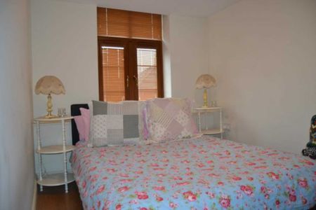 Price £810 pcm - Available Now - Furnished - Photo 5