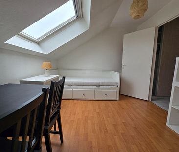 Location Appartement 1 pièce 14m² - Photo 2