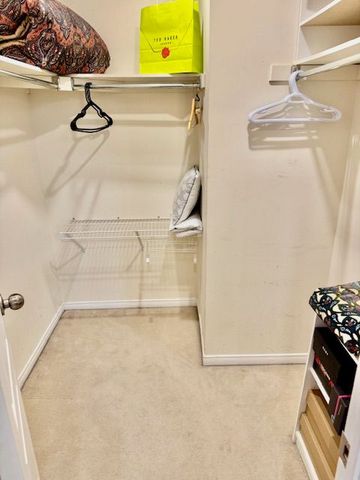 For Lease - 3374 Angel Pass Drive, Mississauga, Ontario - Photo 3