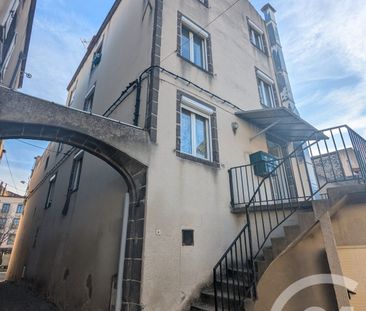 Location Appartement 2 pièces 45m² RIOM 63200 - Photo 2